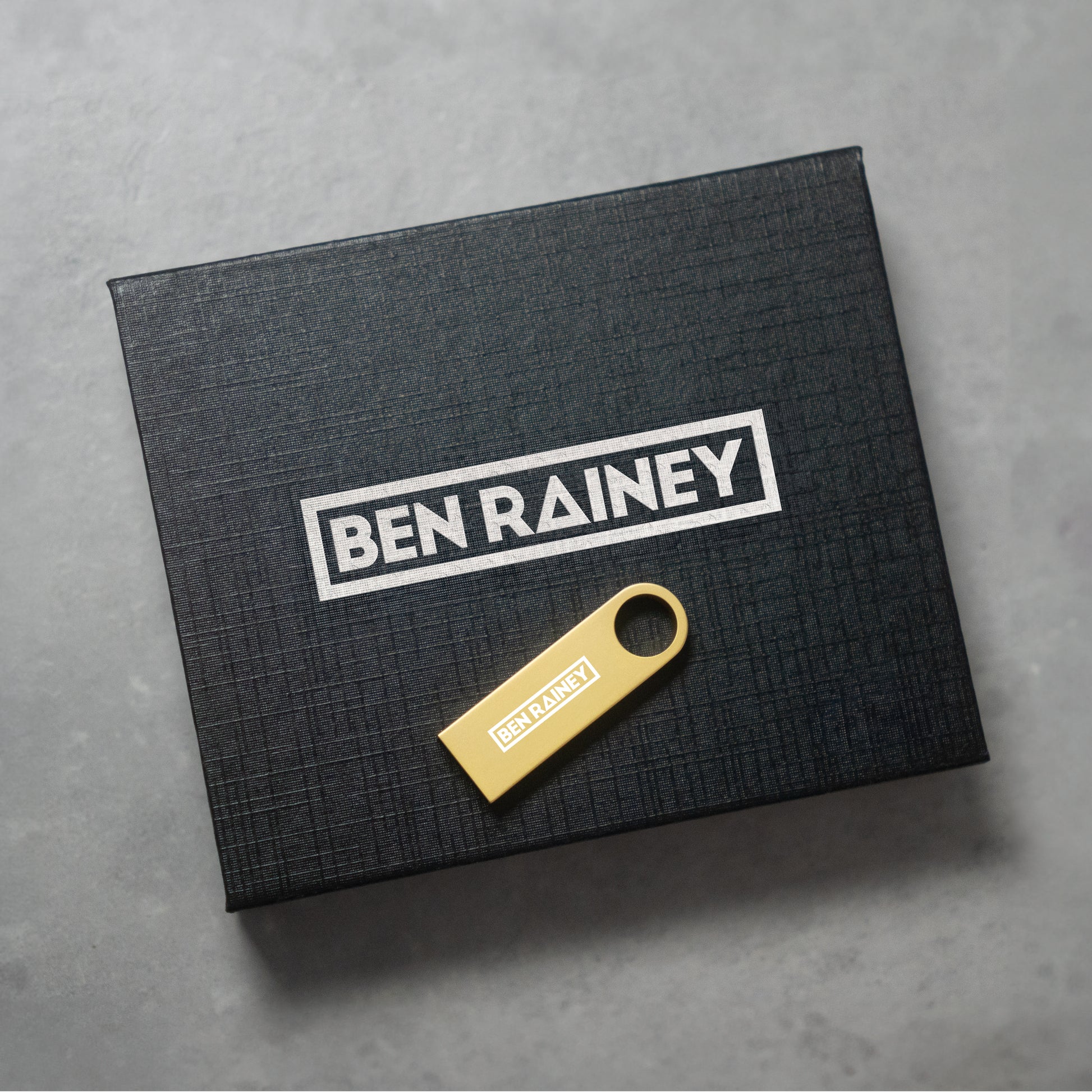 BEGINNER 2 PRO DJ COURSE & USB BUNDLE